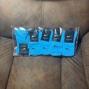 Nike Men's Vibrant Blue Athletic Socks